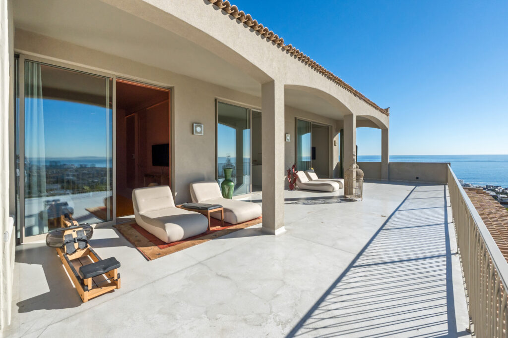 Upper terrace...