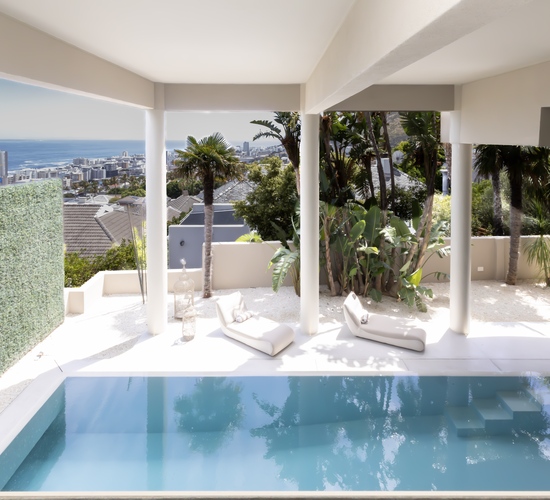 pool_550x500